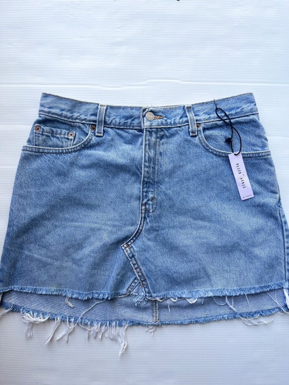After Party by Nasty Gal Drifter Denim Mini Skirt Raw Hem Size 25 & 29 NWOT - Picture 10 of 16